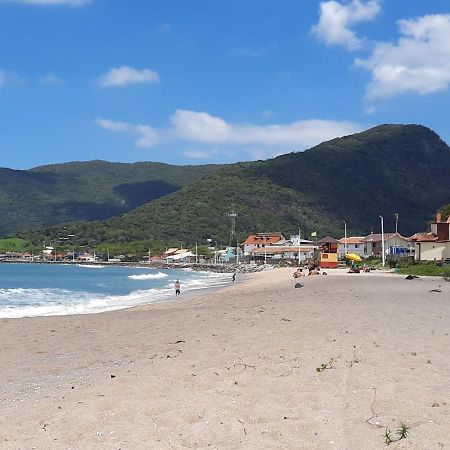 Chale Praia Da Armacao Флорианополис Экстерьер фото